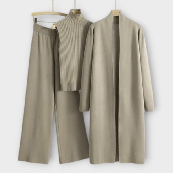 Isabella - Khakifarbenes dreiteiliges Strick-Set